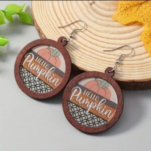 Hello Pumpkin Earrings